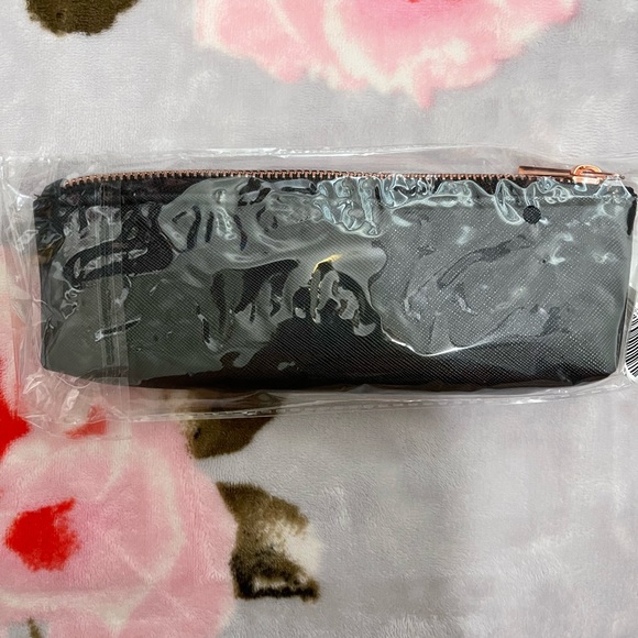 Luxie 5 brush set - Picture 2 of 6